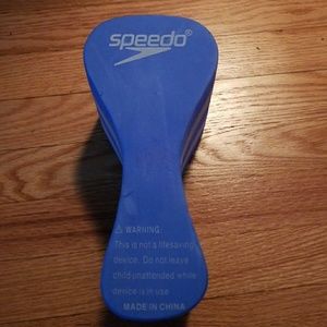 Speedo pull buoy